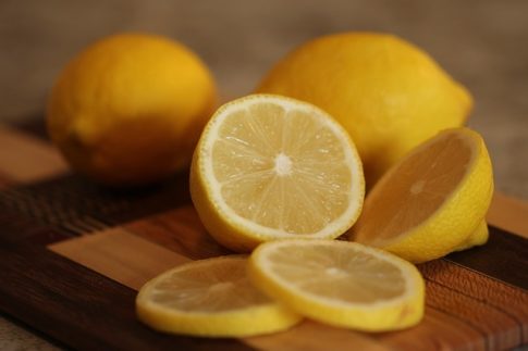 How to clean a coffee maker with baking soda, lemons